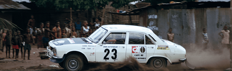 50-jähriges Jubiläum des PEUGEOT 504 Coupé und Cabrileot