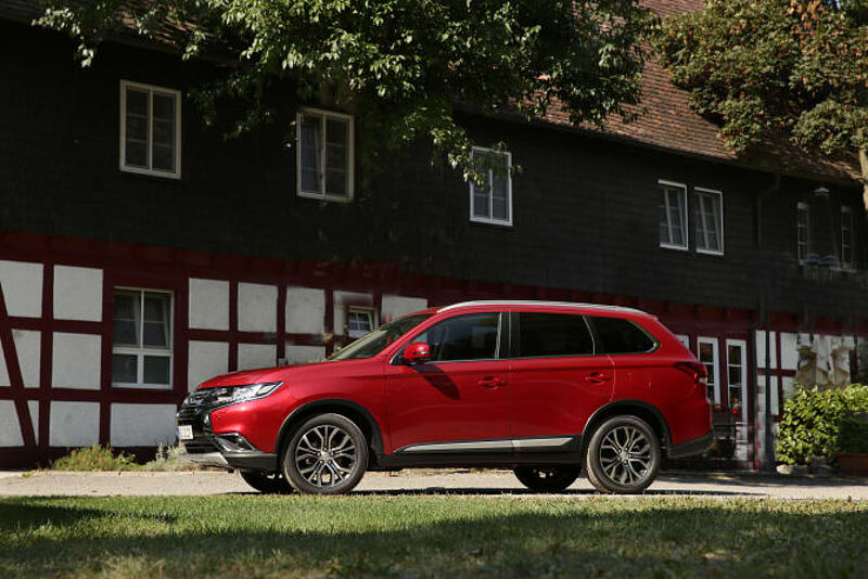 OFF ROAD Award 2017: Zwei erste und zwei zweite Plätze für Mitsubishi